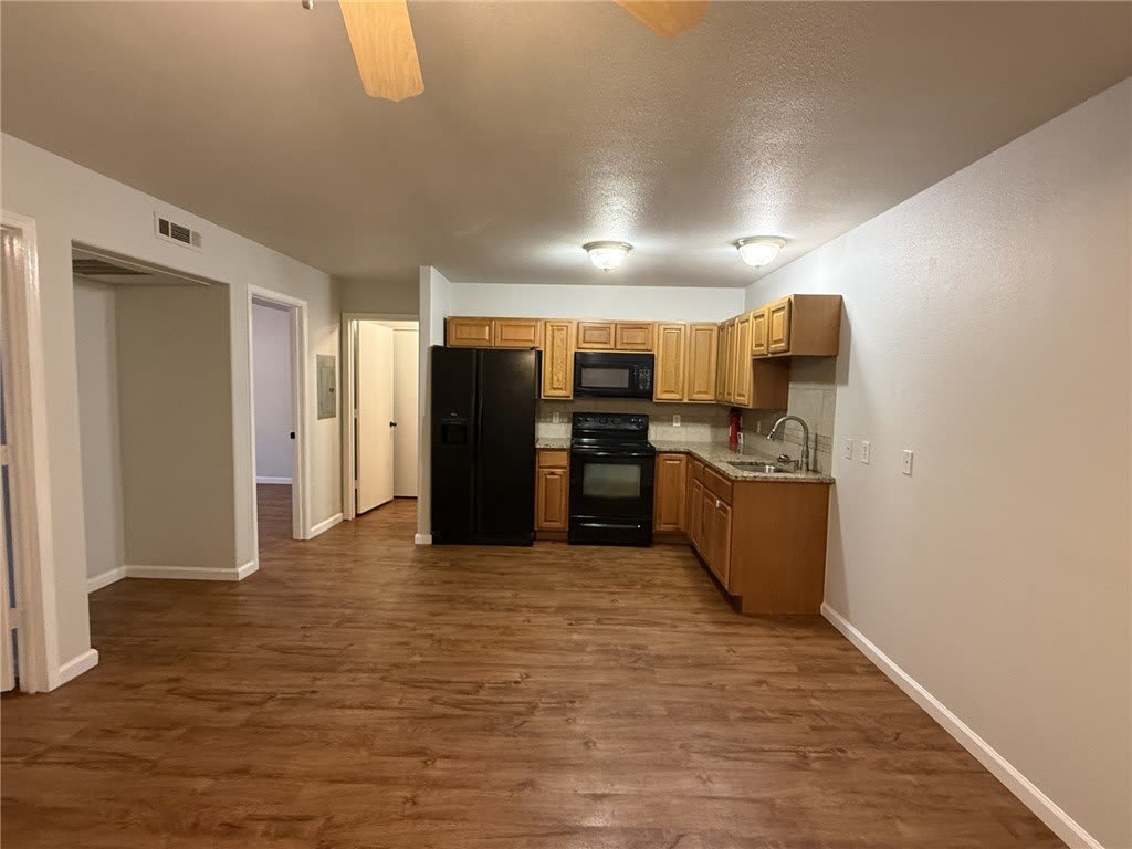8148 Randall Lane – photo 1