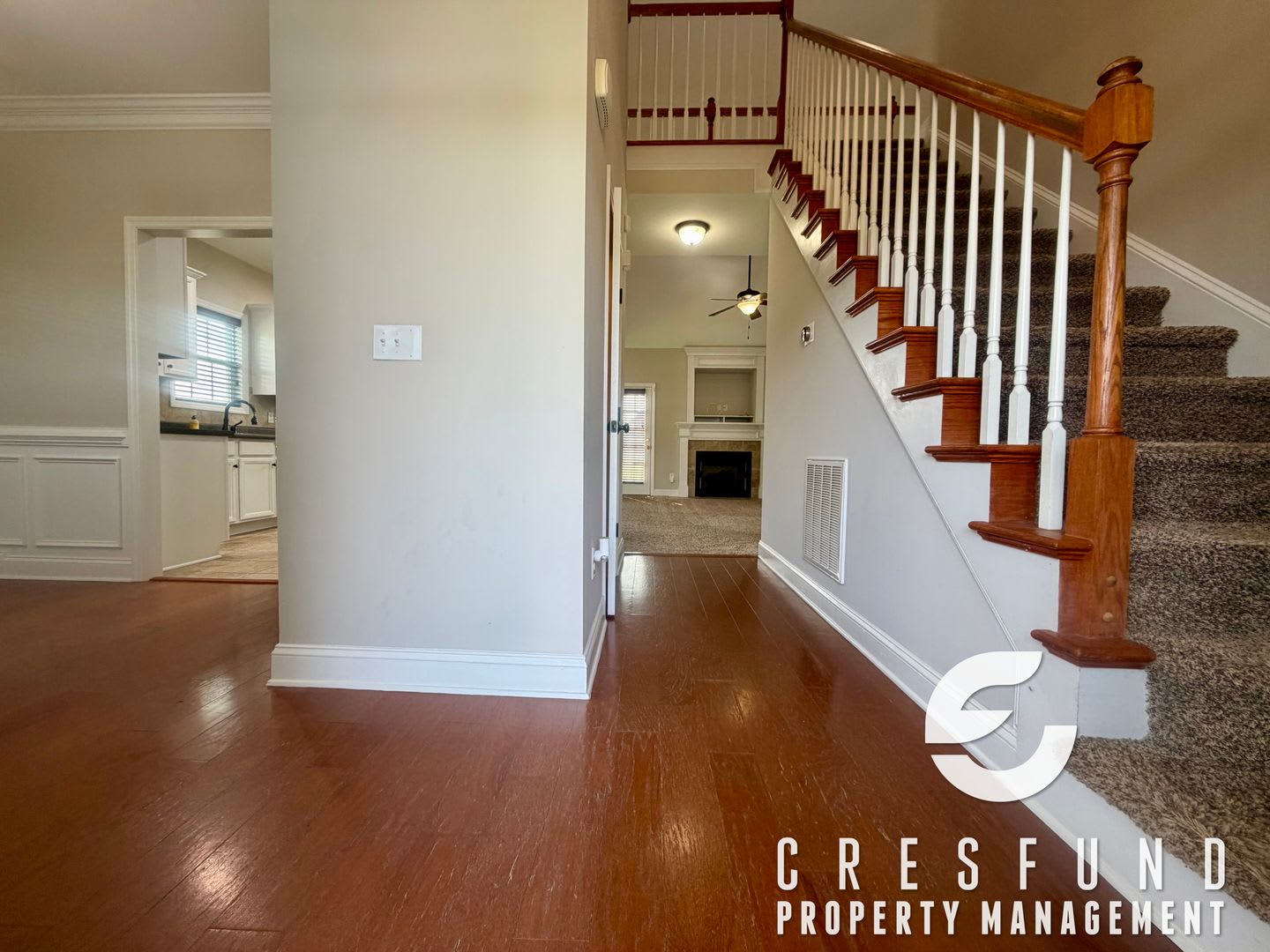 Spacious 3Br 2.5 Bath with Bonus room Fenced in yard – photo 2