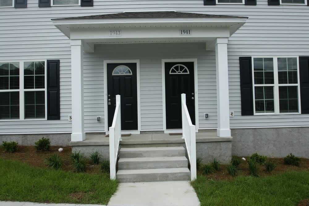 1943 Ann Arbor Avenue – photo 3