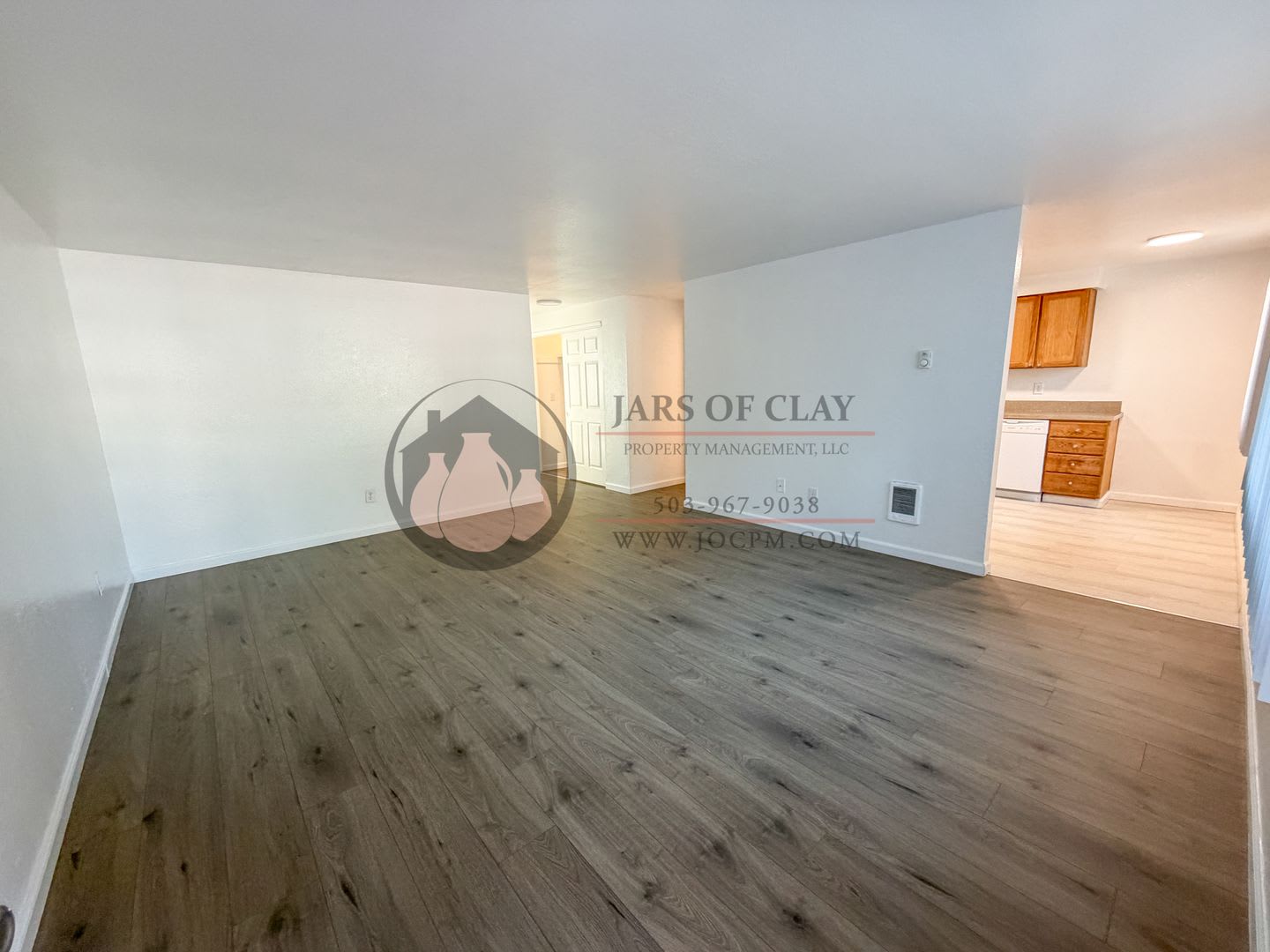 1/2 Off First Full Month's Rent – photo 2