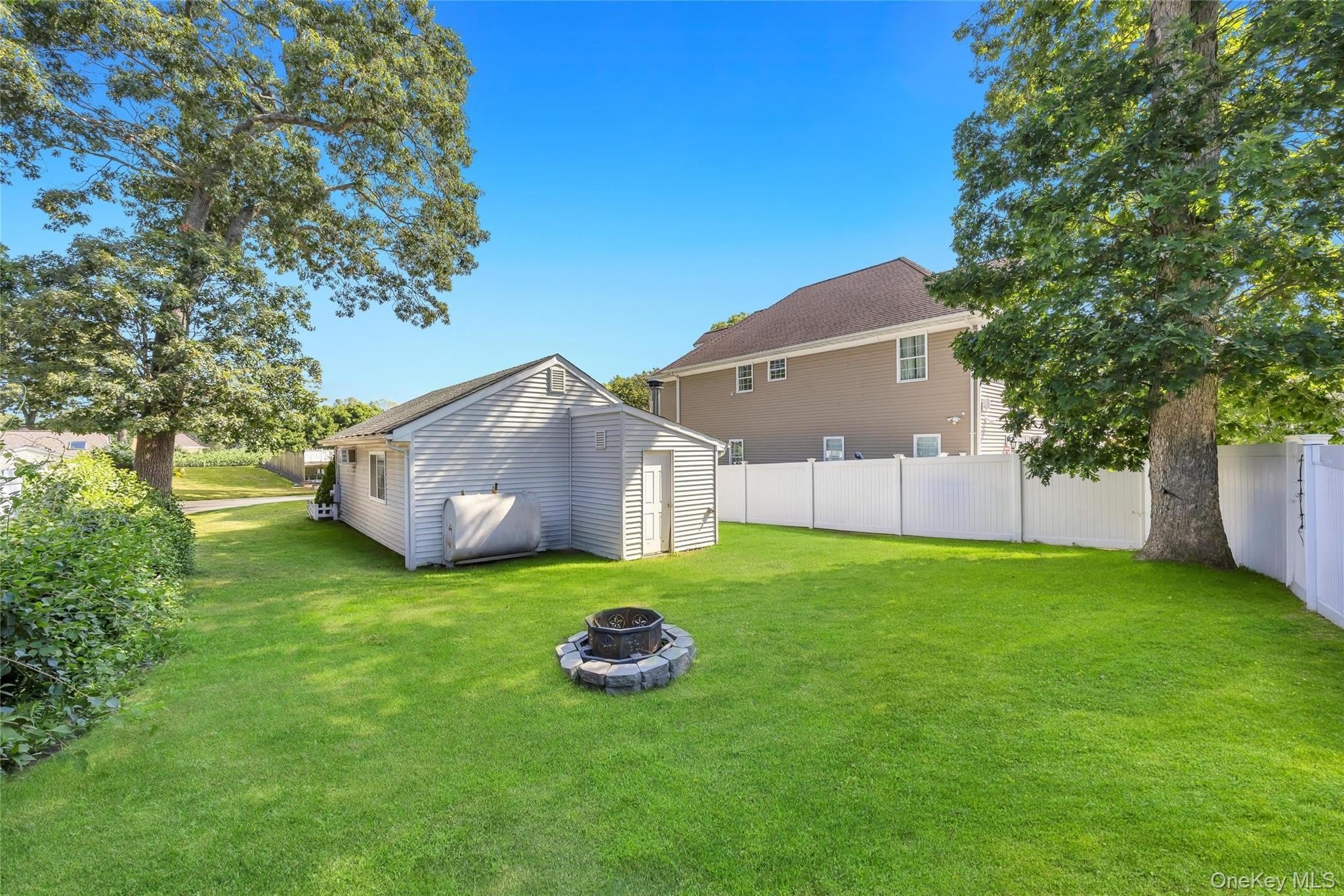 22 Maplewood Avenue – photo 5