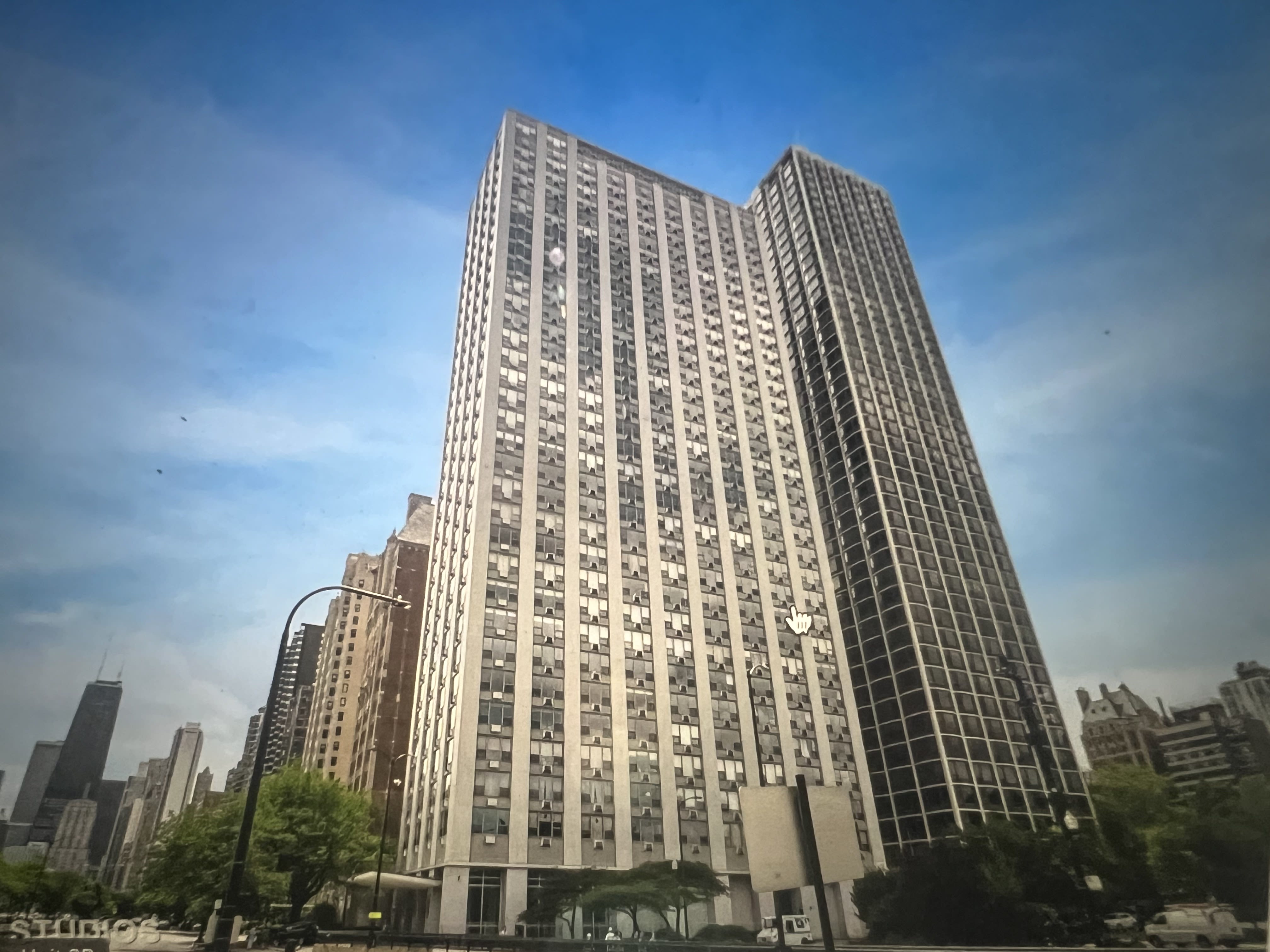 1550 North Lake Shore Drive – photo 1