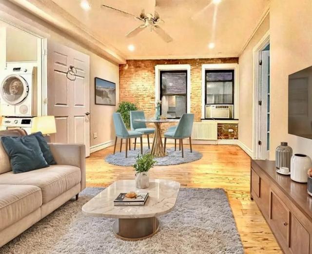 222 Stanhope Street – photo 2
