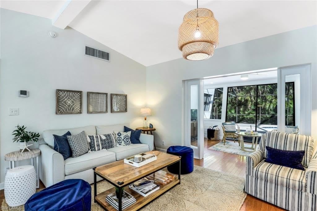 739 7th Ave N – photo 5