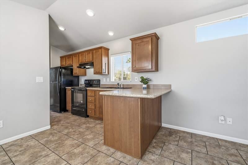 3431 N Flowing Wells Road – photo 3
