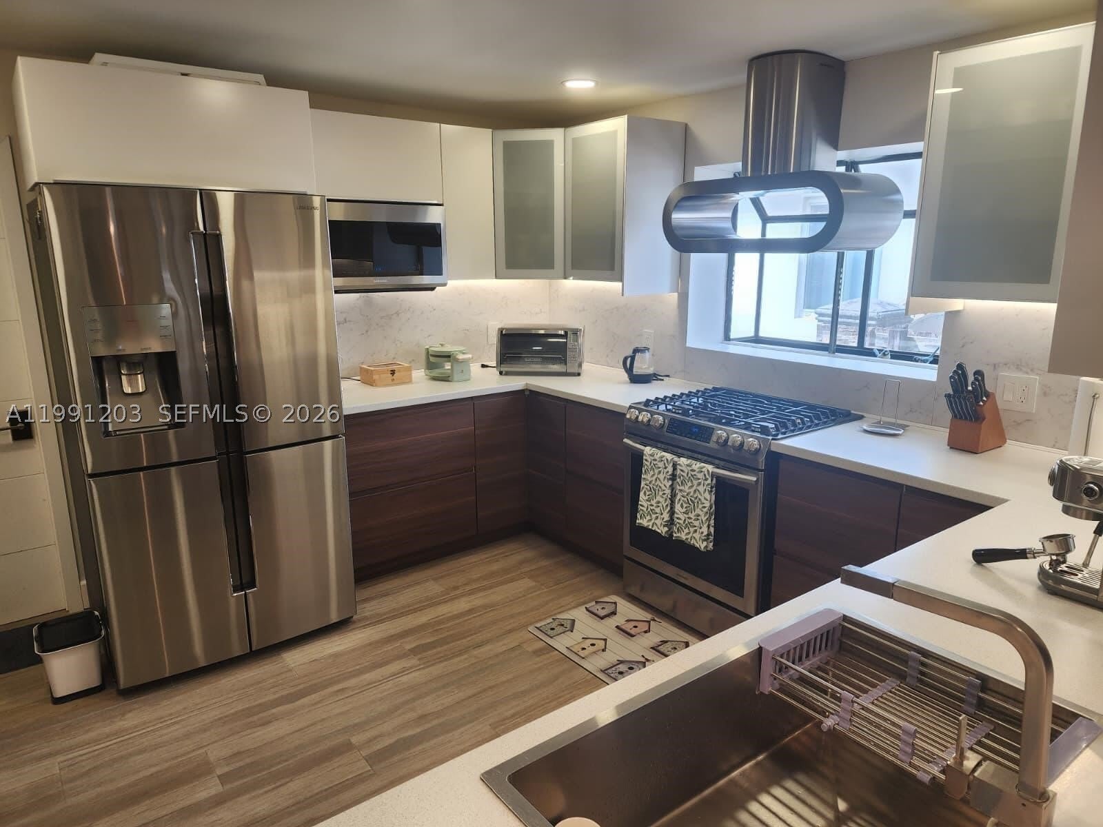 831 Plover Ave – photo 5