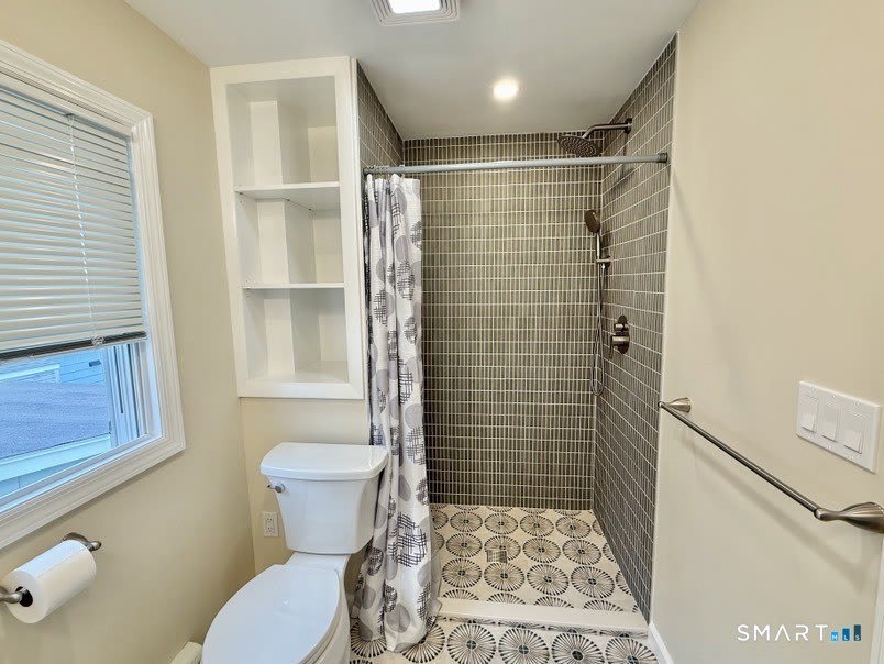 795 E Broadway – photo 4