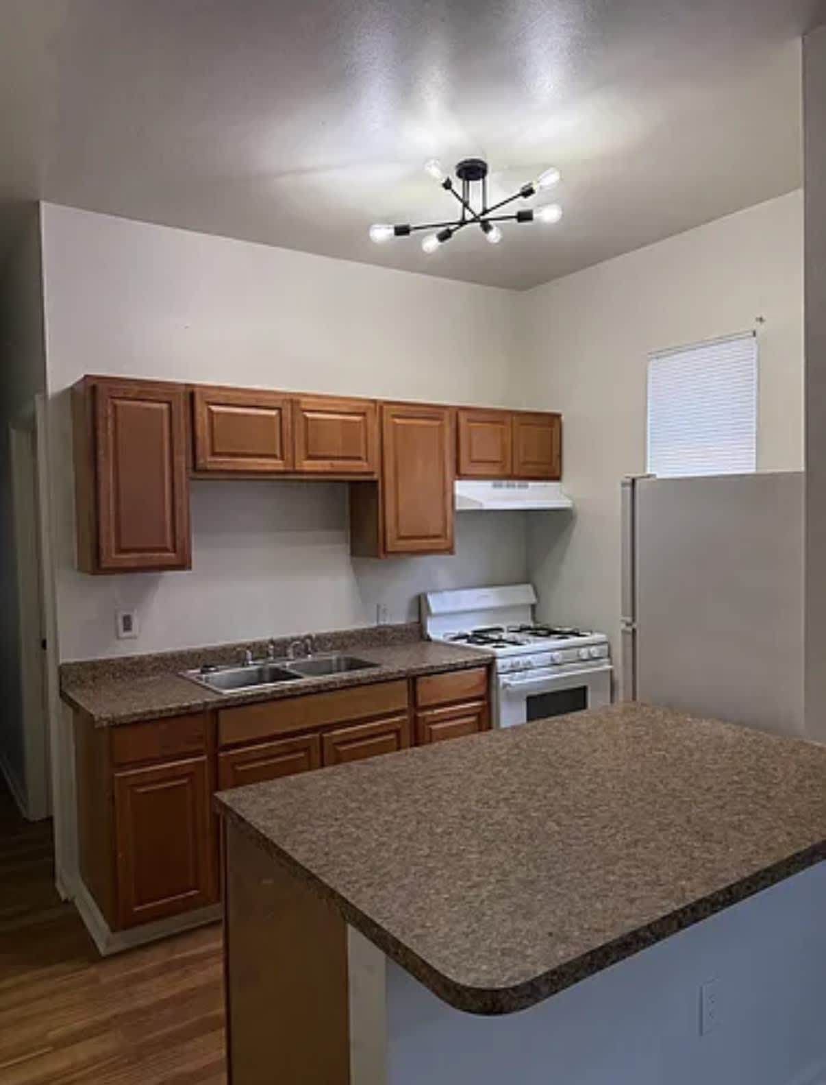 2325 Touro Street – photo 3