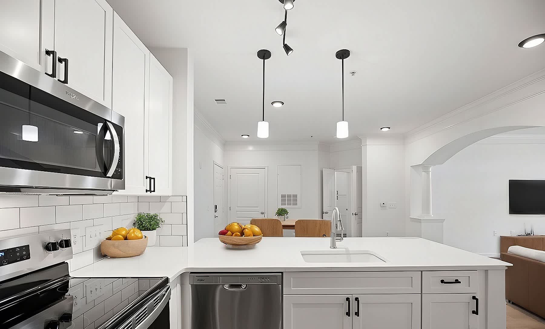 Weston Lakeside Apartments – photo 4