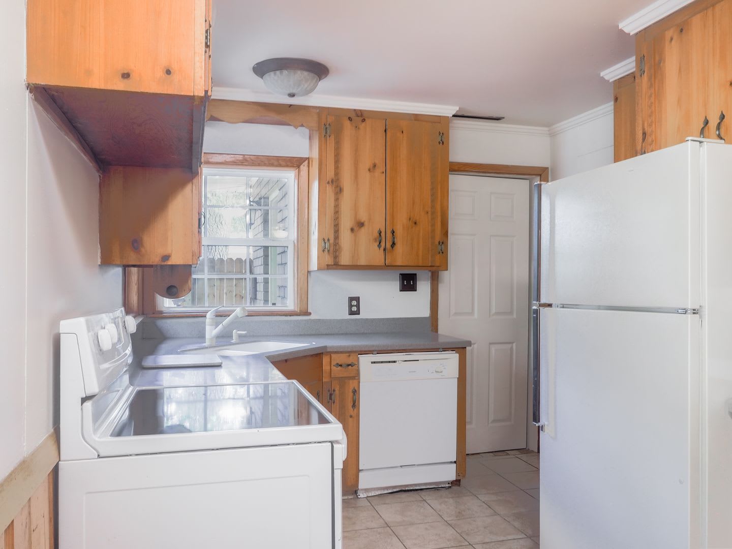 403 Granade St. – photo 5
