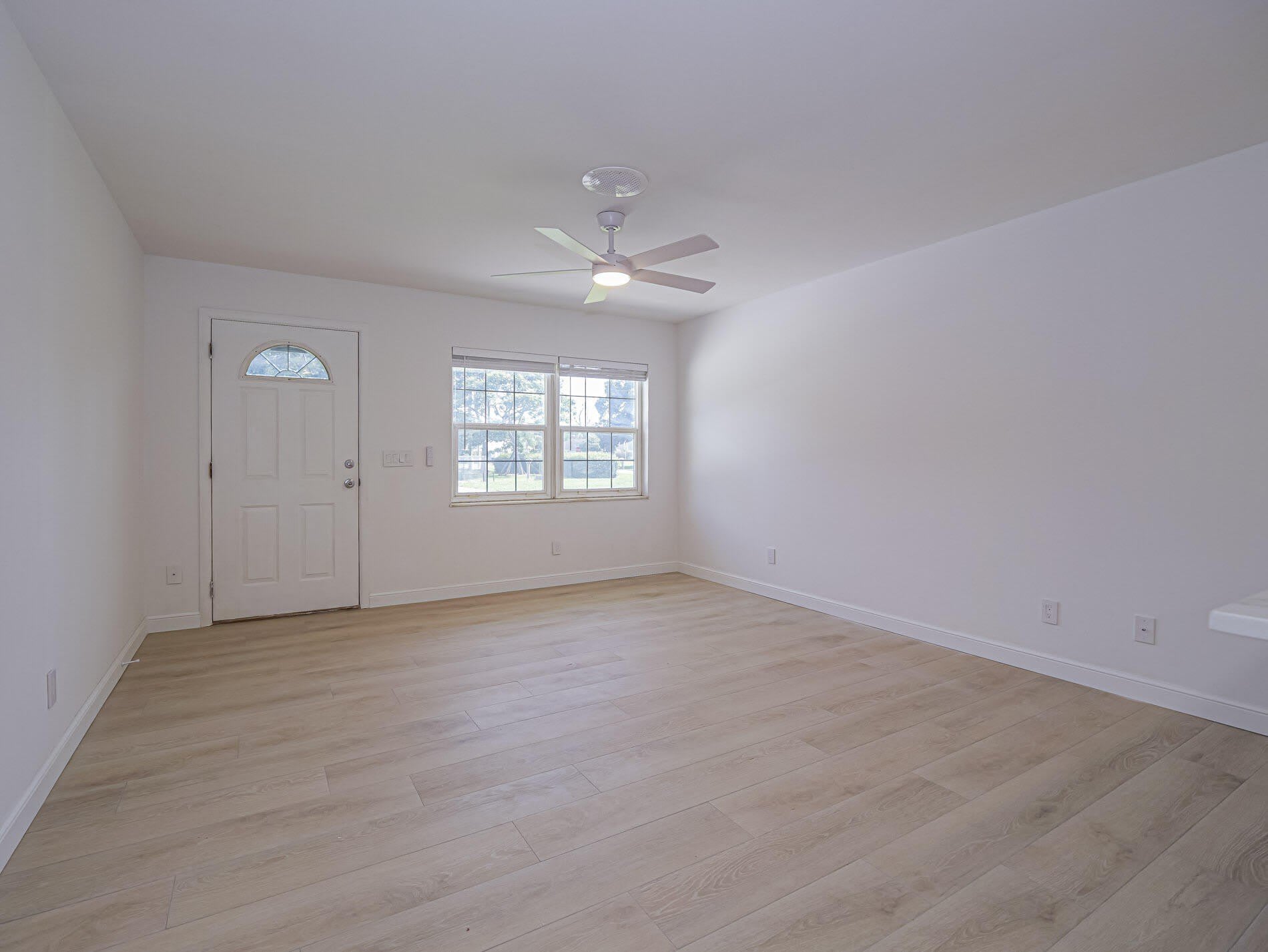 2075 37TH Avenue – photo 5