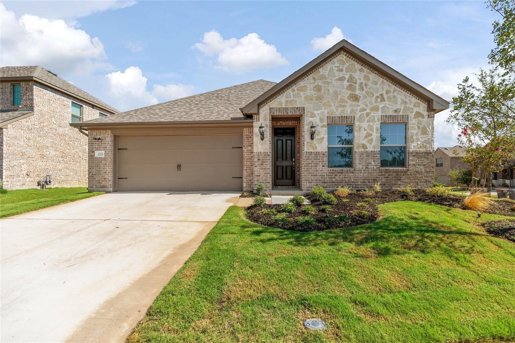 1253 Carinna Drive – photo 3