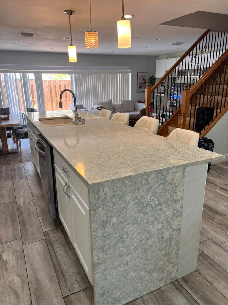 8249 Northwest 9th Street – photo 4