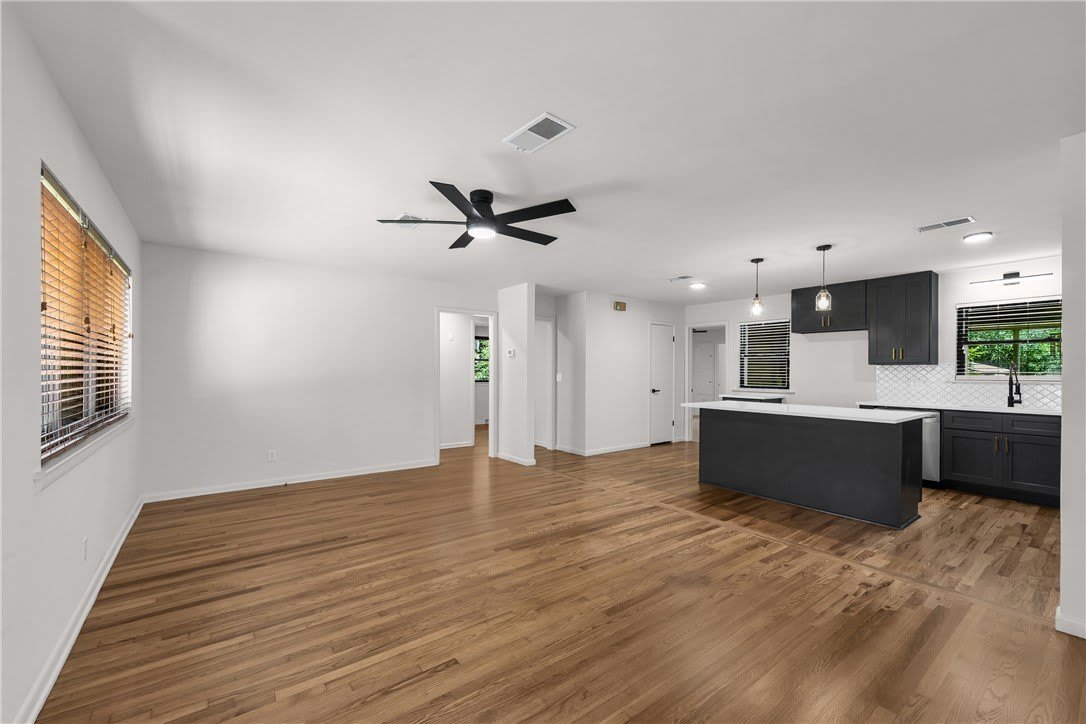 1414 S West Avenue – photo 4