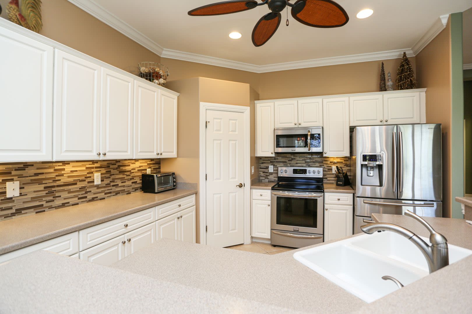 Seasonal Property Available – photo 2