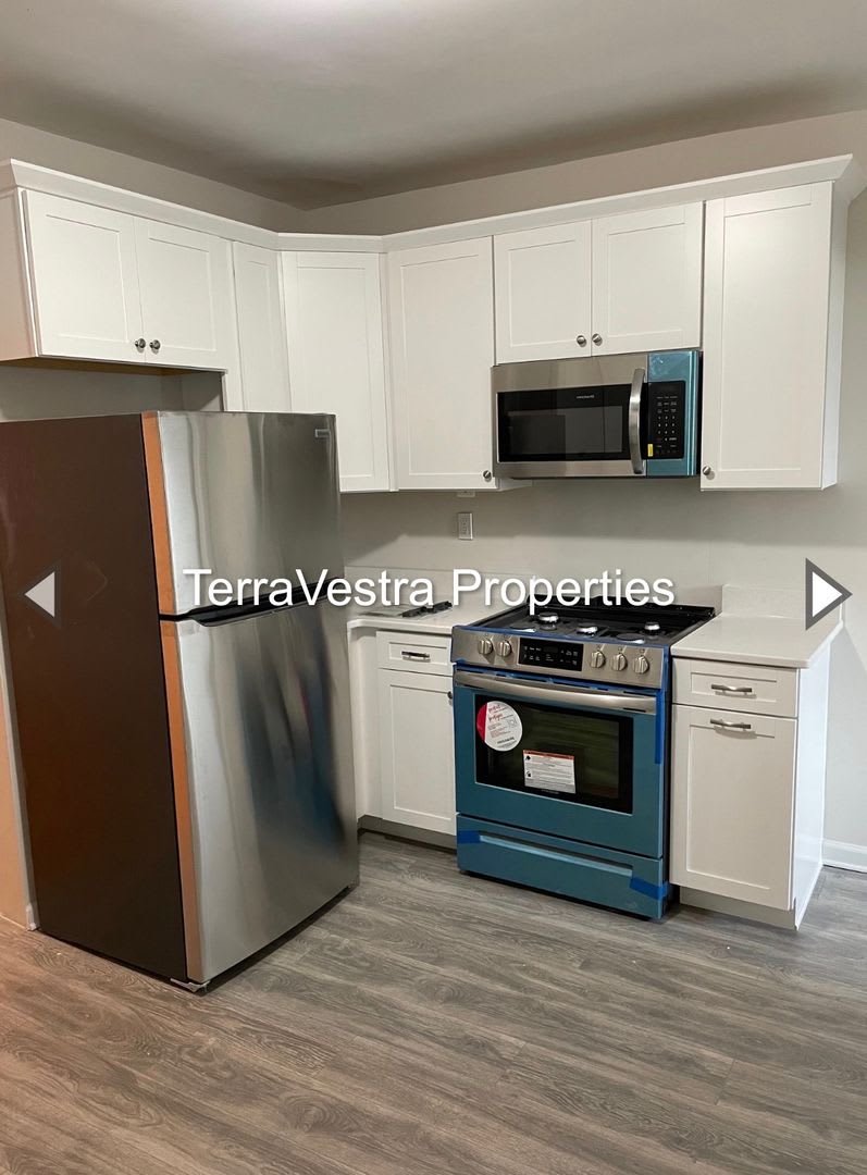 Recently Remodeled Single Family Home! Eligible for $500 Security Deposit. – photo 2