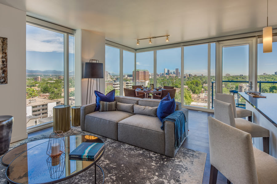 Country Club Towers – photo 5