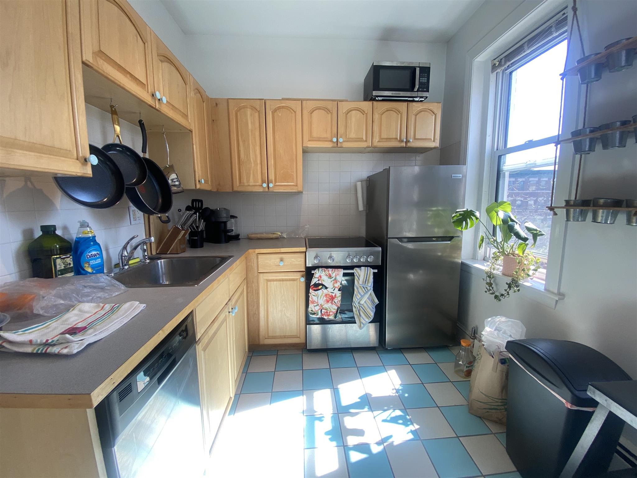 281 Harvard St – photo 2