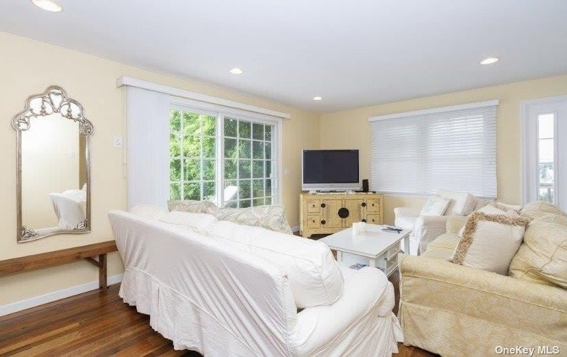 748 Ocean Breeze Walk – photo 4