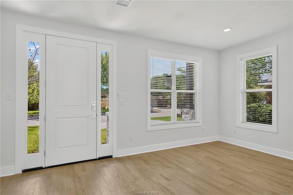 1307 Bayou Woods Drive – photo 5