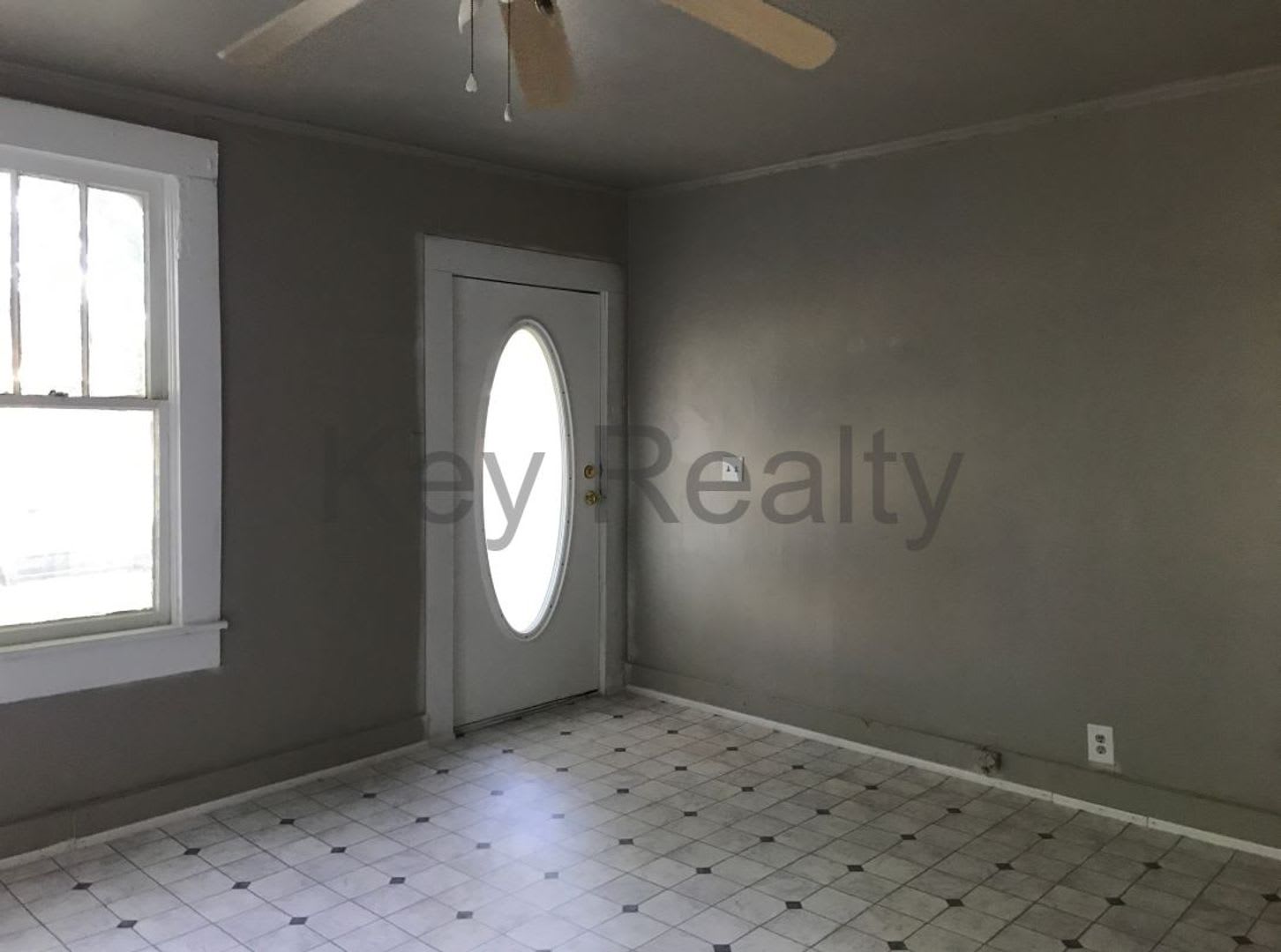 ****7 Maryland Ave. – photo 3