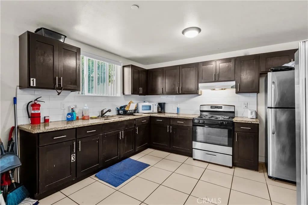 842 West 78th Street – photo 3