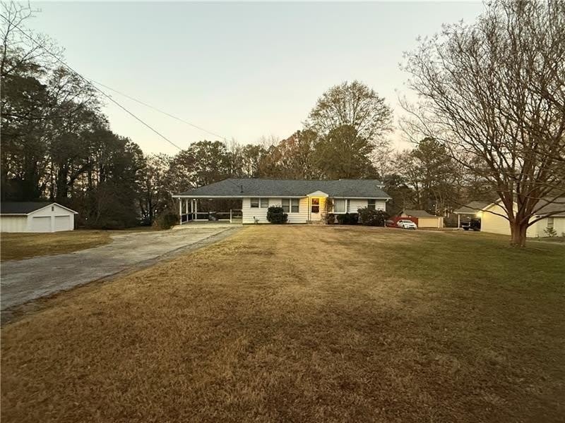 498 Ridge Avenue SW – photo 2