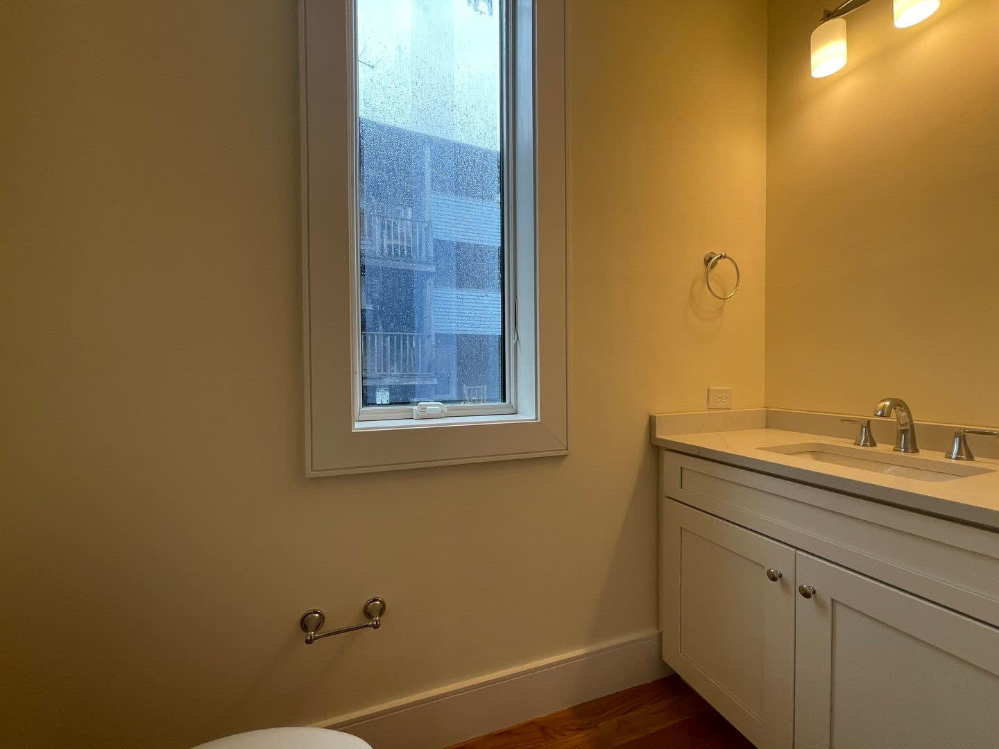 Large 3 bed in great location – photo 3