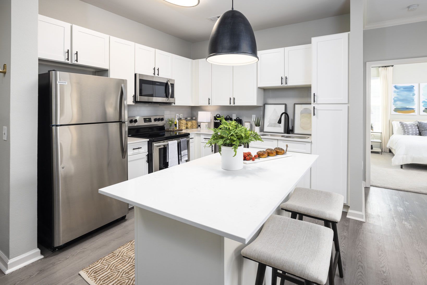 4554 Hollywood Street – photo 3