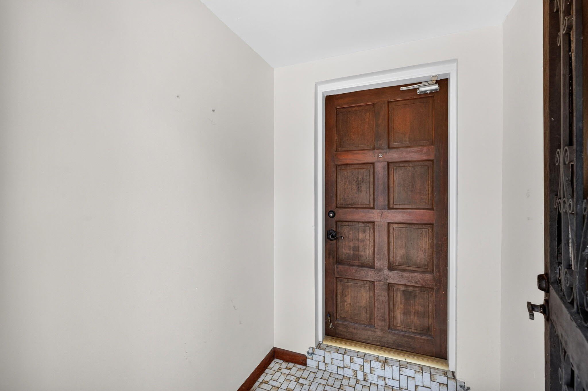 2060 Tropic Isle – photo 5