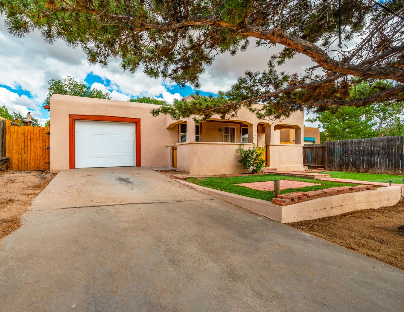 Newly Updated Single Level Home Available Now! – photo 2