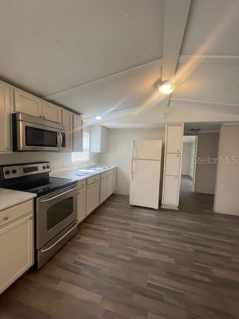 3245 E MAIN Street – photo 5