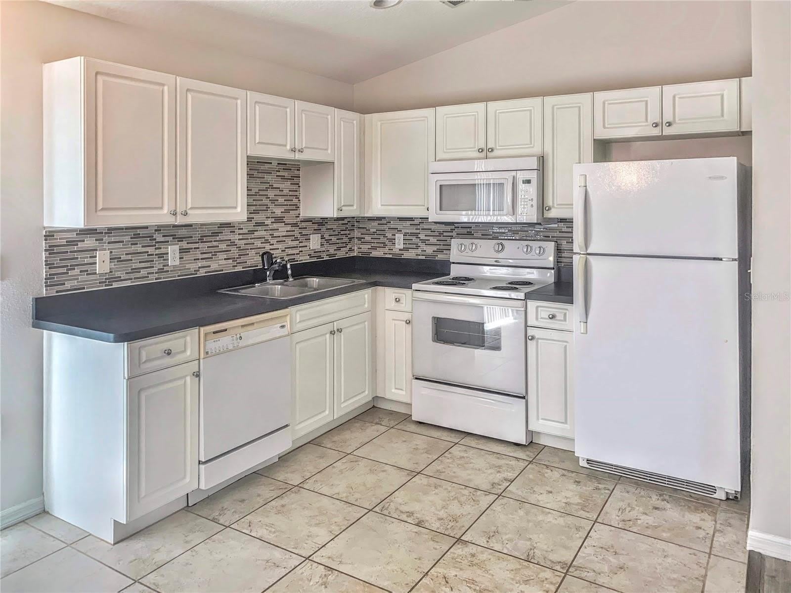 5440 KENSINGTON Street – photo 4