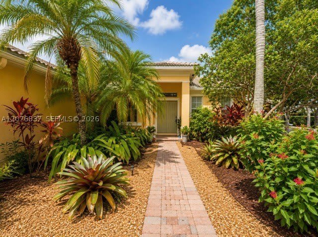 1213 Skylark Dr – photo 2