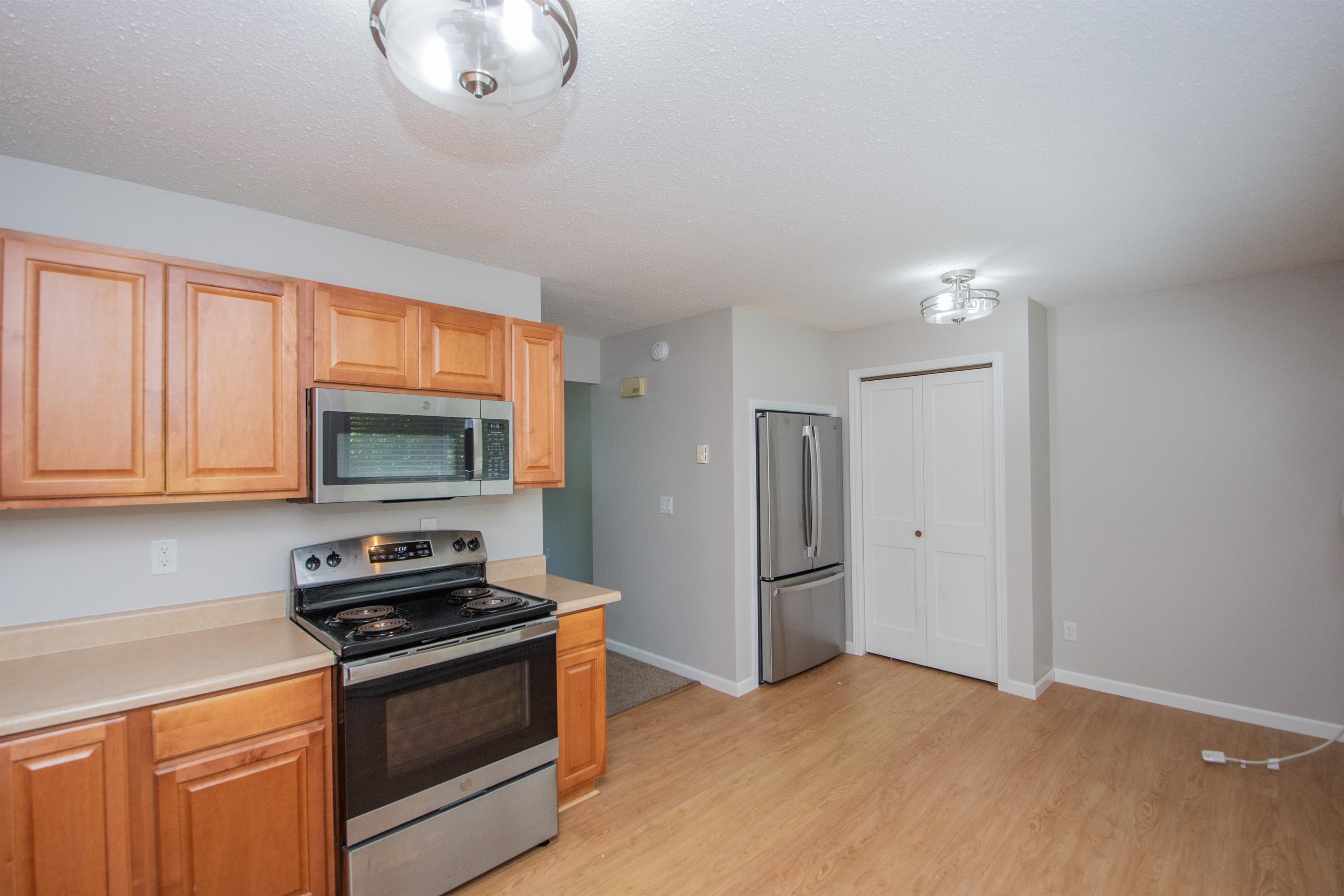 909 12th Street North – photo 5
