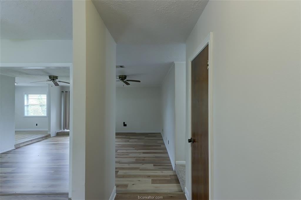 3503 Old Oaks Drive – photo 2