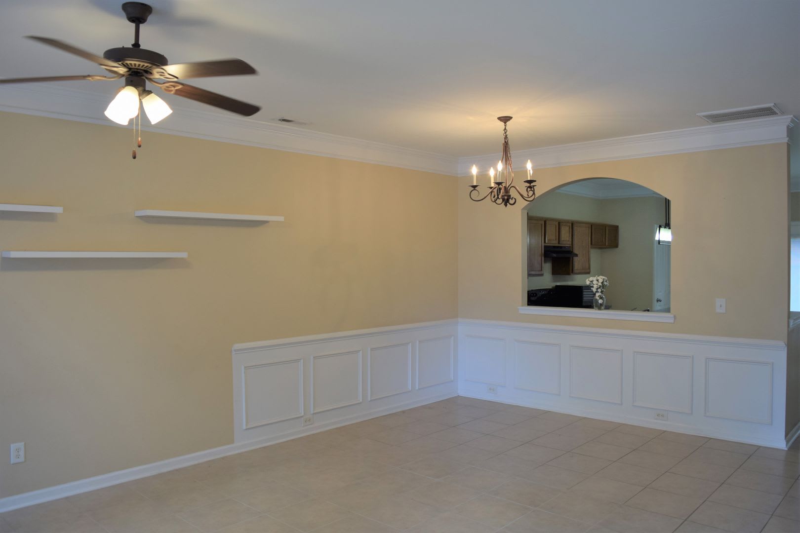 Beautiful Townhome – photo 3