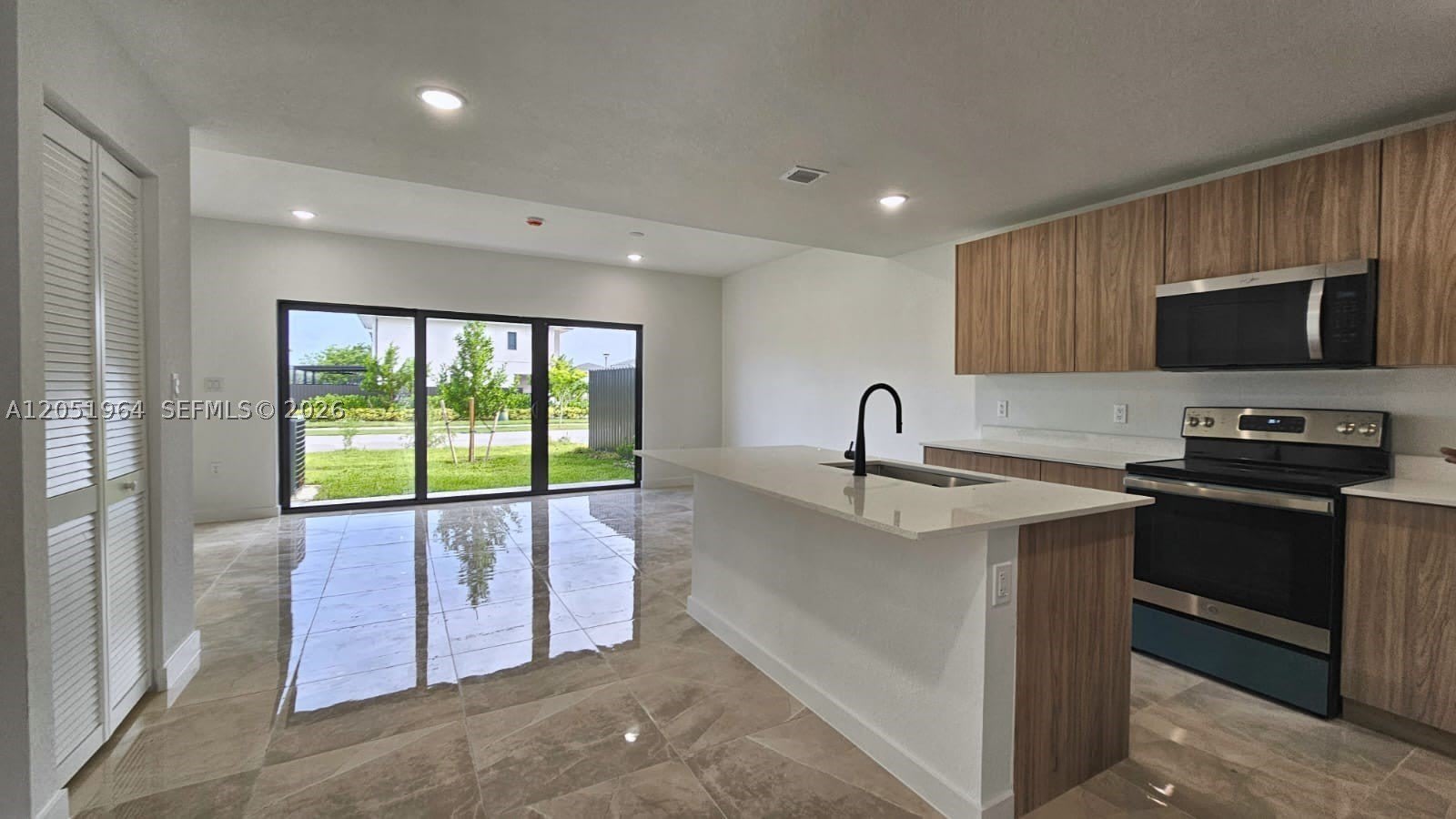 1305 NW 4th Ter – photo 5