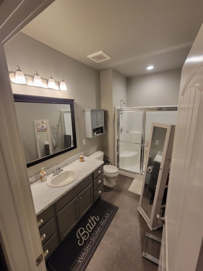 Stunning 2 Bed, 2 Bath Home in Josephine Crossing – photo 5