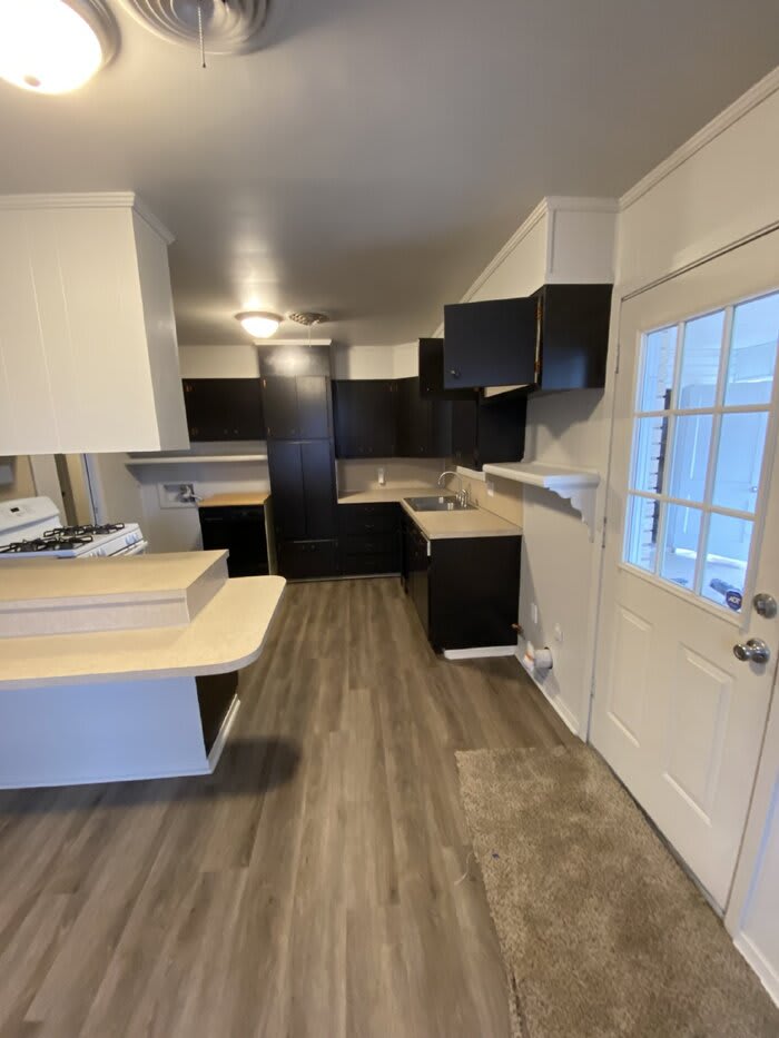 2804 West 25Th Avenue – photo 2
