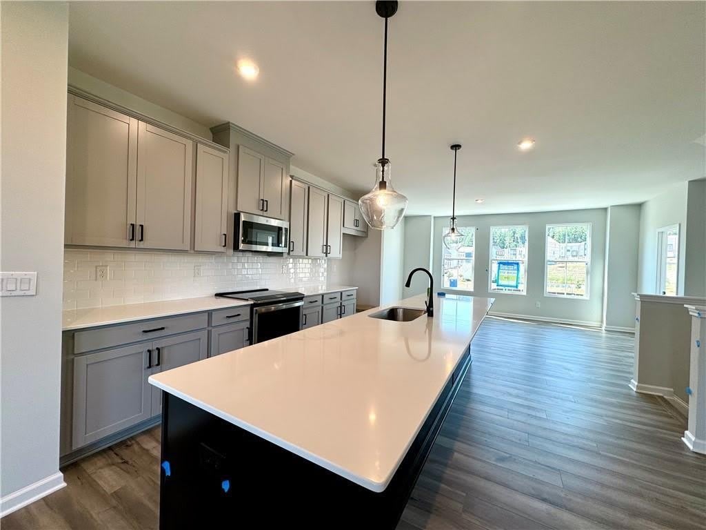 1409 Creekside Circle NW – photo 4