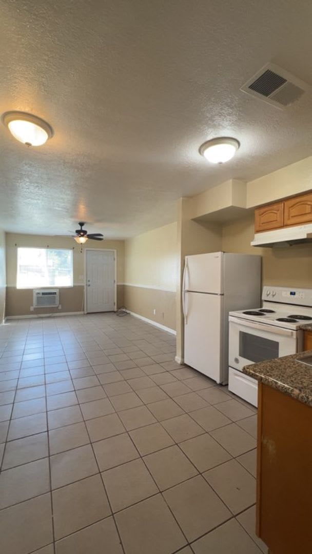 6769 California 18 Available Now – photo 4