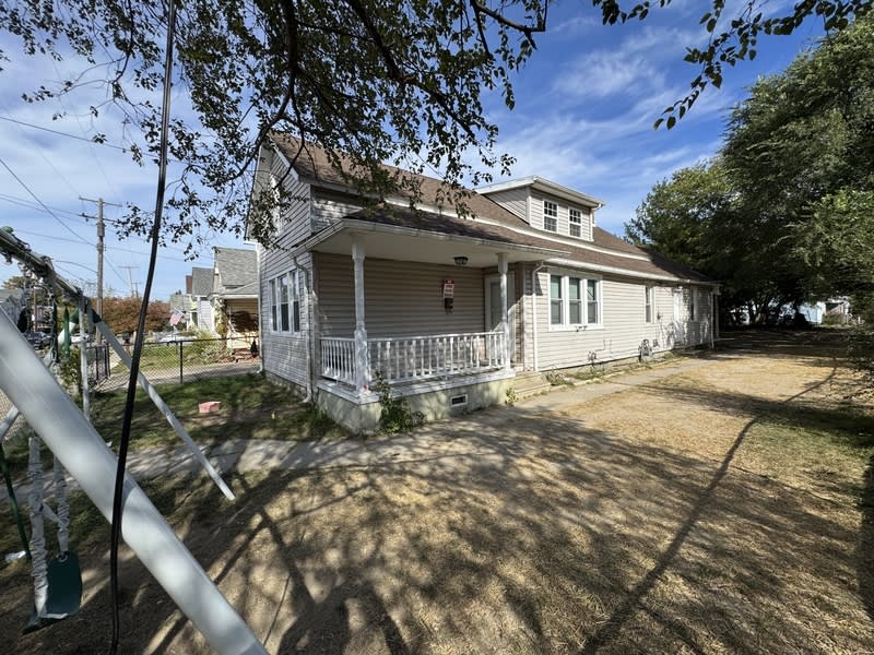 3233 West 50th Street – photo 1