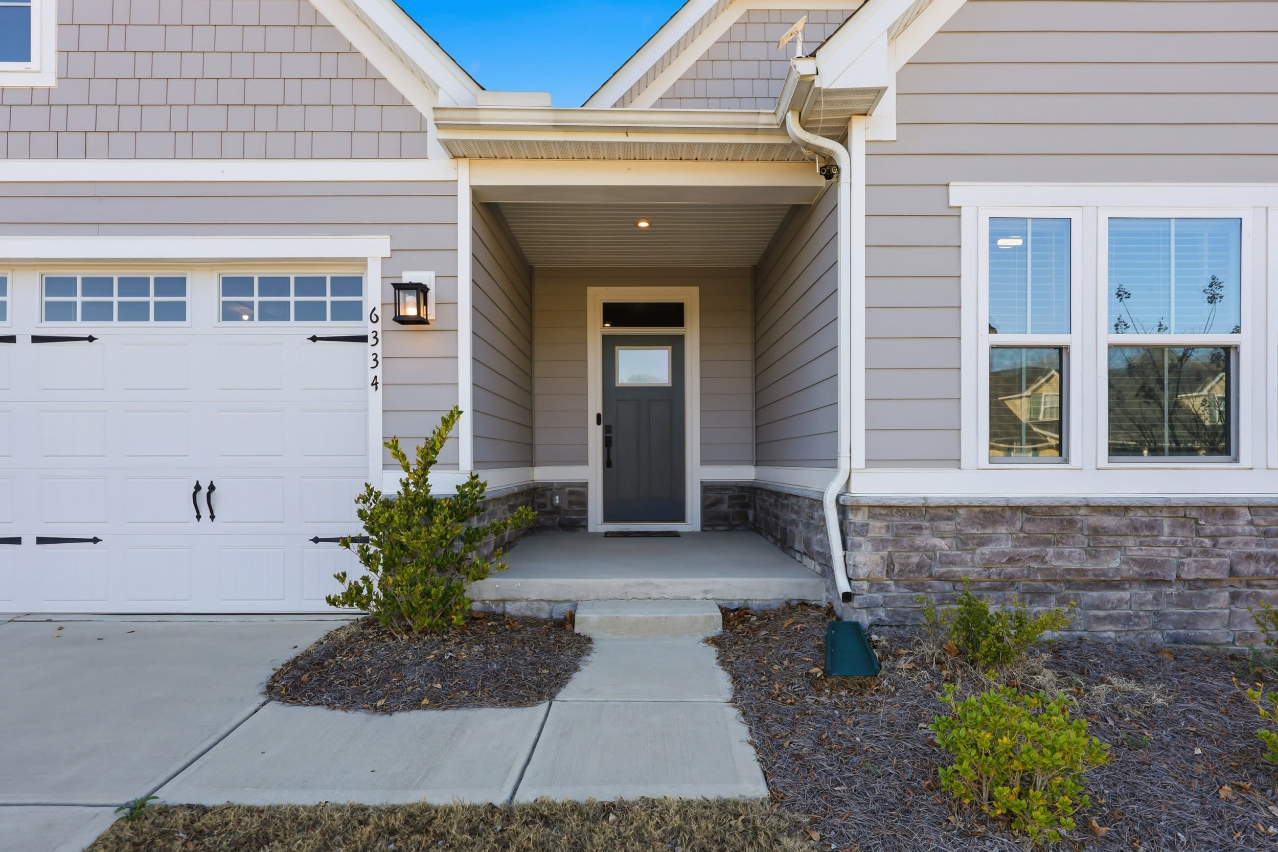 6334 Cambridge Drive – photo 2