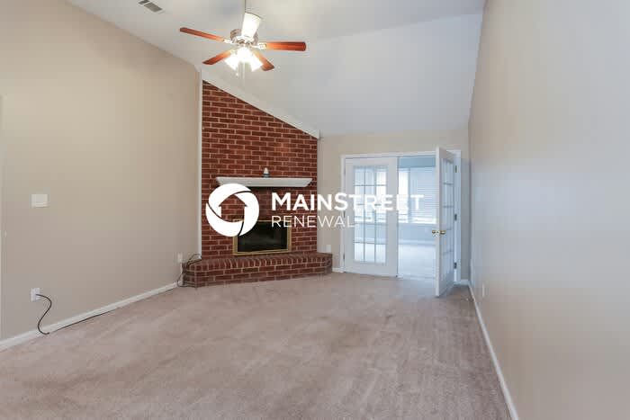 6659 Ross Manor Drive – photo 2