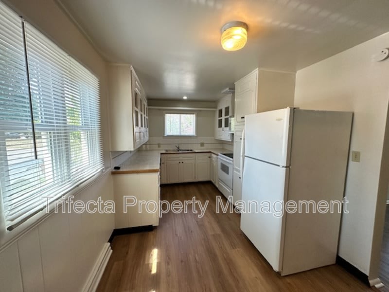 622 Miller Drive – photo 4