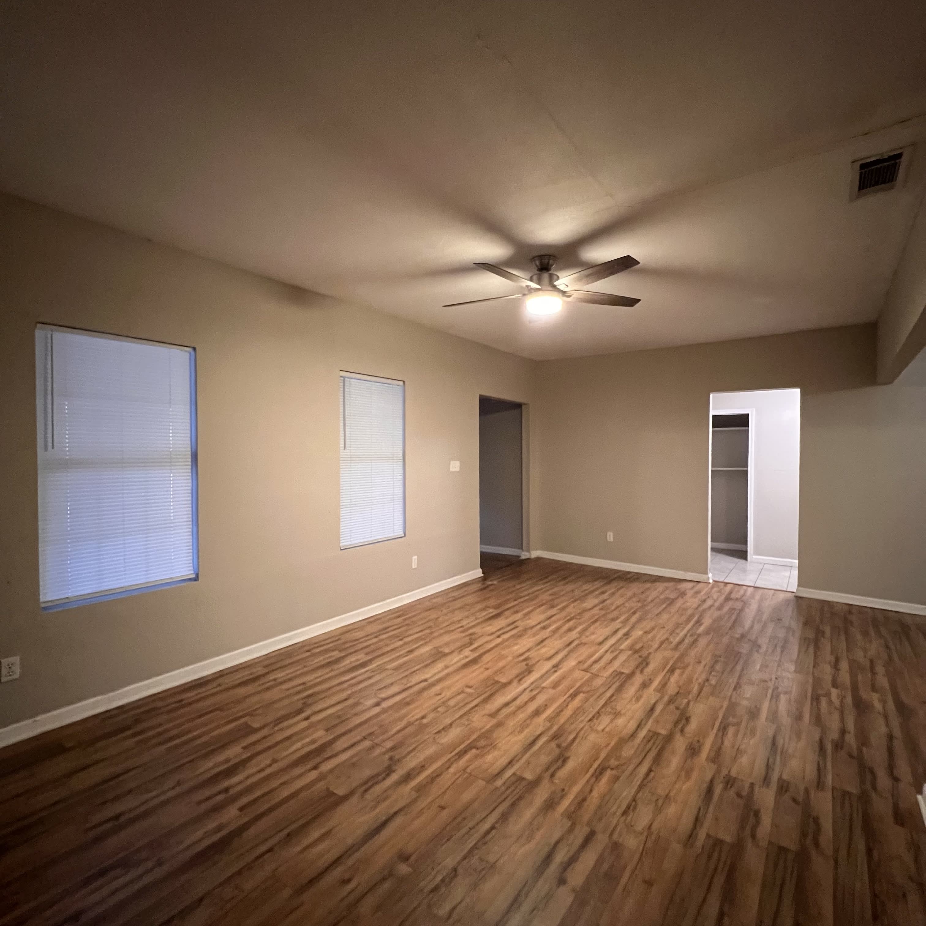 305 S 8Th St – photo 5
