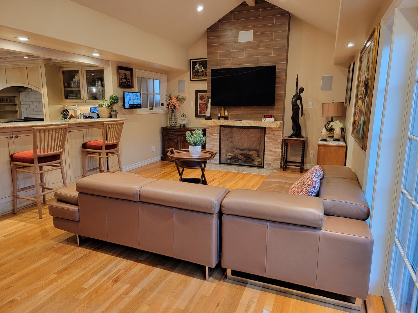 Entire residential home hosted by 3M1S – photo 1