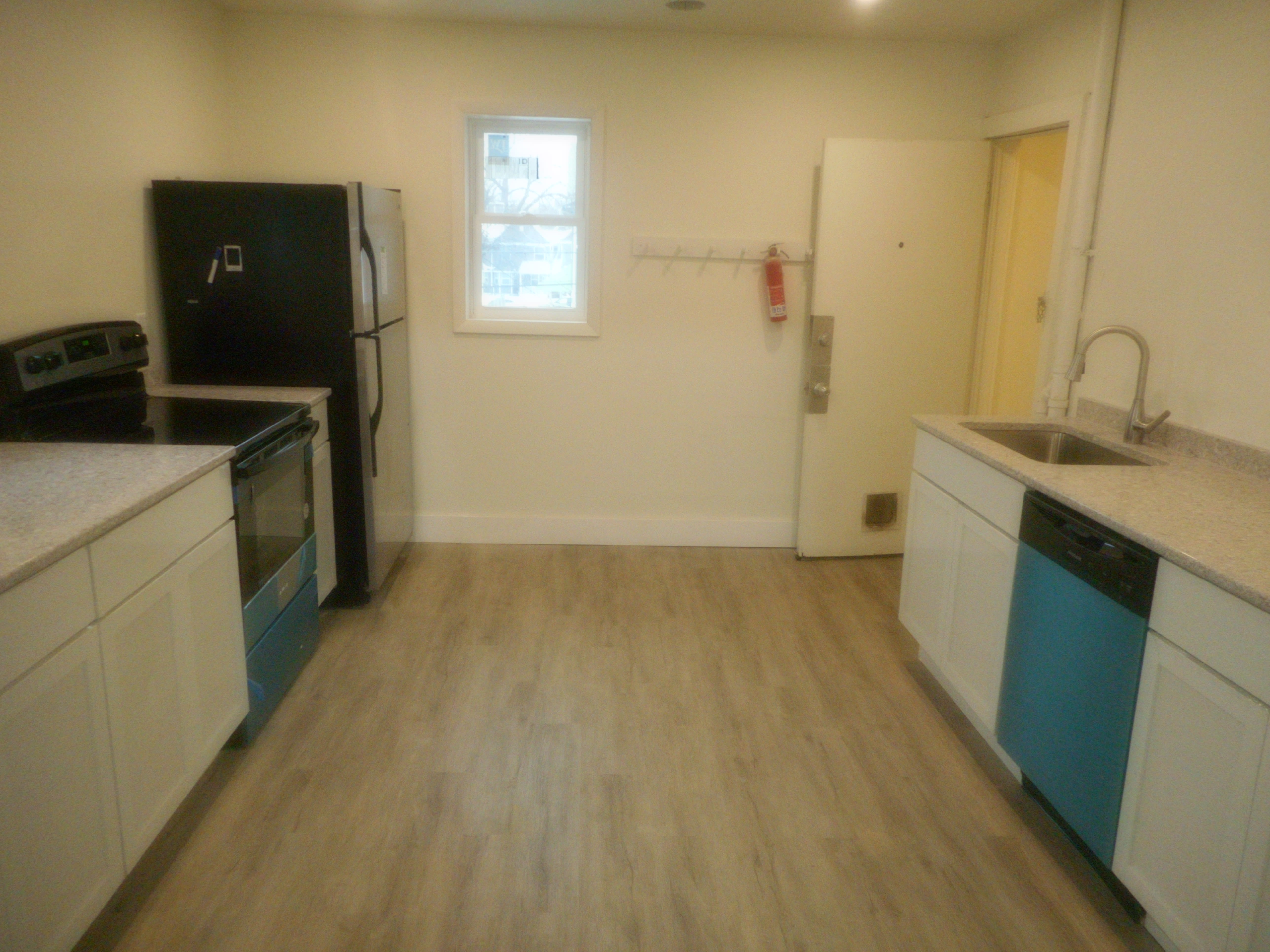 1912 15th Ave S – photo 1