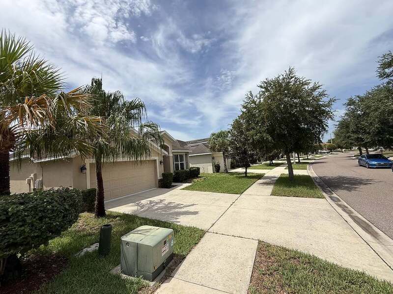 8222 Willow Beach Drive – photo 5